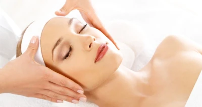 Mikrodemoabrazija, led maska, hijaluronski ili kolagenski serum!