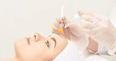 DERMAPLANING - GLATKA KOŽA S POMOĆU PRECIZNOG SKALPELA - “Glass skin” trend s TikToka koji daje instant svježinu i sjaj!