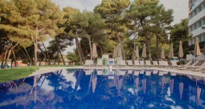 [Vodice] Villa Arausa****: Uskršnji odmor u objektu svega 4 metra od mora!