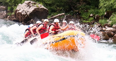 [POPULARNO] Izaberite aktivan odmor – krenite na rafting u kanjon Tare i doživite nezaboravnu avanturu sa Highlander timom!