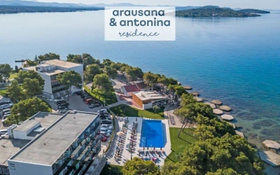 Doživite nezaboravne trenutke na moru tokom porodičnog boravka uz ALL INCLUSIVE LIGHT uslugu u sofisticiranoj Villi Arausana & Antonina 4* ili Villi Arausa 4* u Vodicama!